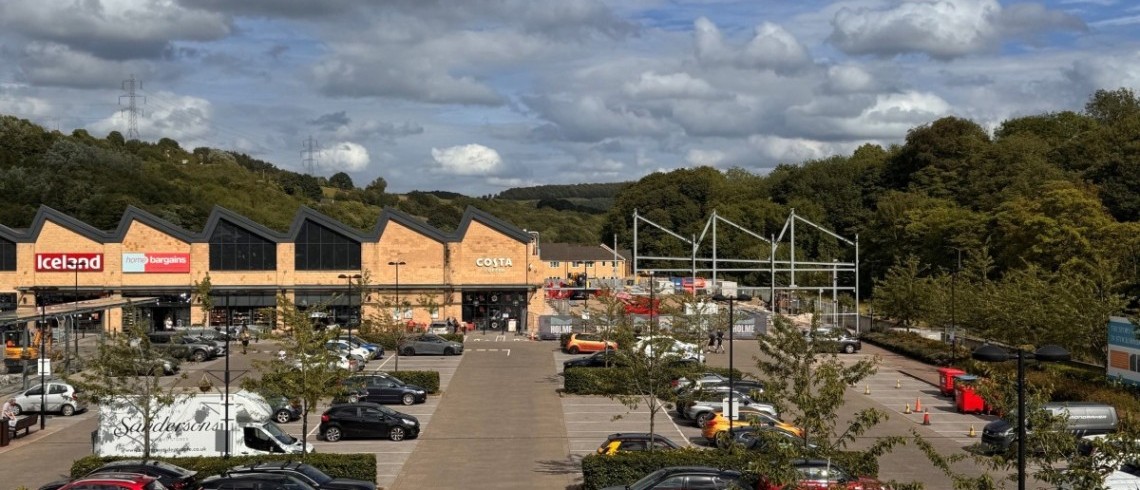 Steelwork rises for new M&S Foodhall at Fox Valley ahead of autumn opening